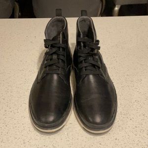 Men’s Hush Puppies Leather Boot Size 10.5 Black